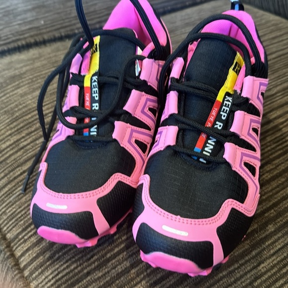 Women’s Keep Running Sneakers Size 8 1/2 - Picture 9 of 10